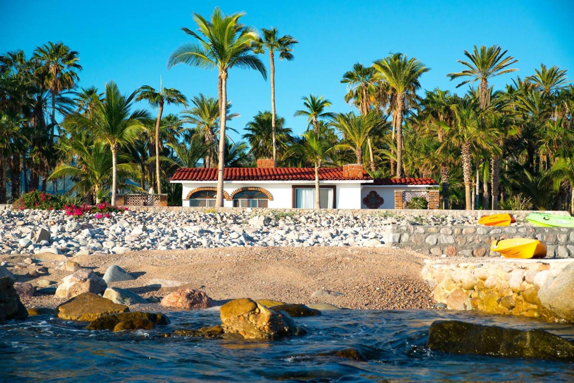 Rancho Las Cruces Hotel Exterior photo